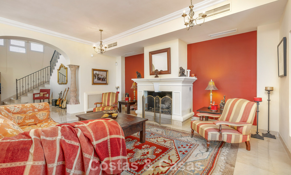 Prestigious luxury villa for sale in a classic Spanish style with sea views in La Quinta in Marbella - Benahavis 56533