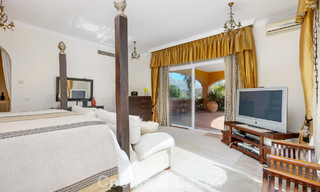 Prestigious luxury villa for sale in a classic Spanish style with sea views in La Quinta in Marbella - Benahavis 56549 