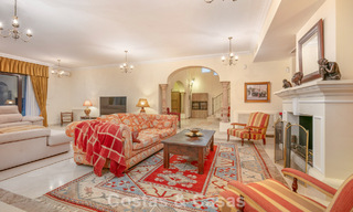 Prestigious luxury villa for sale in a classic Spanish style with sea views in La Quinta in Marbella - Benahavis 56564 