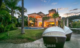 Prestigious luxury villa for sale in a classic Spanish style with sea views in La Quinta in Marbella - Benahavis 56568 
