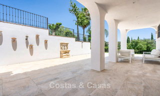 Luxury Andalusian-style villa surrounded by greenery on a large plot in Marbella - Estepona 56291 