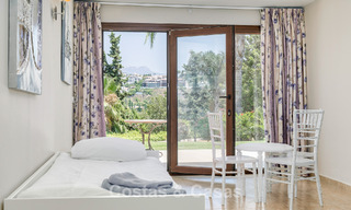 Luxury Andalusian-style villa surrounded by greenery on a large plot in Marbella - Estepona 56294 