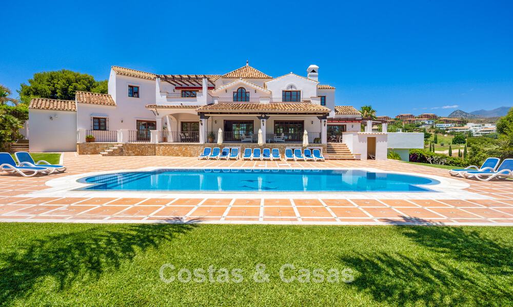 Luxury Andalusian-style villa surrounded by greenery on a large plot in Marbella - Estepona 56304