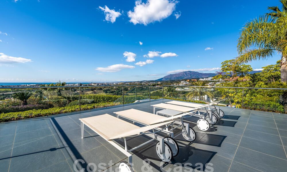 Contemporary luxury villa for sale with sea views in five-star golf resort in Marbella - Benahavis 56755