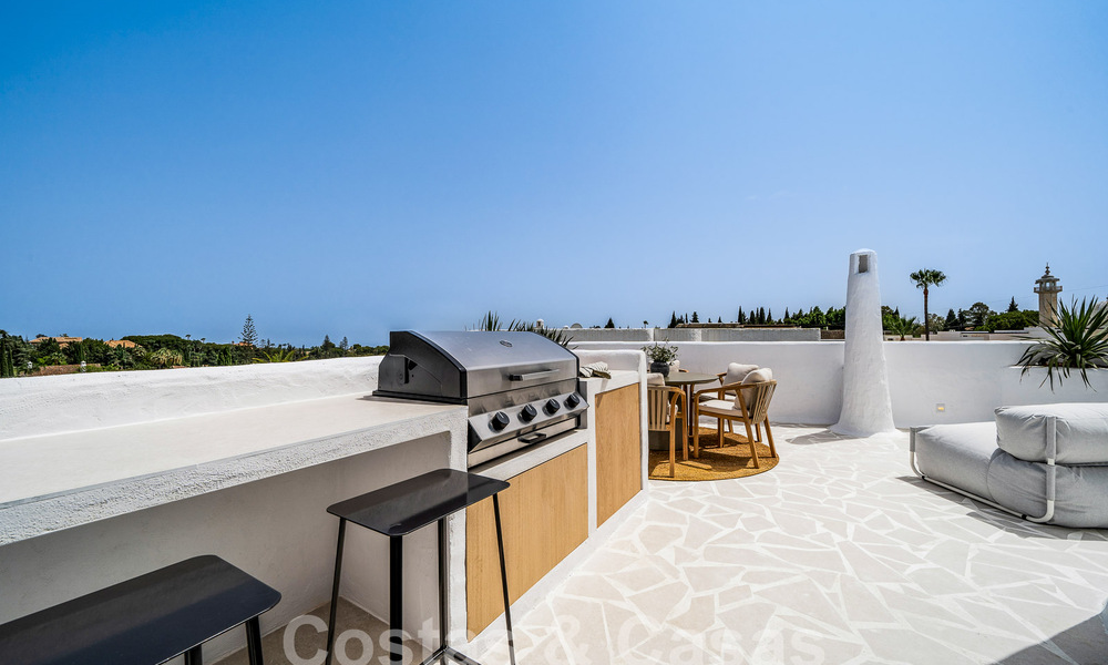 Highly refurbished Scandinavian-style luxury penthouse for sale with spacious terrace, on Marbella's Golden Mile 56832