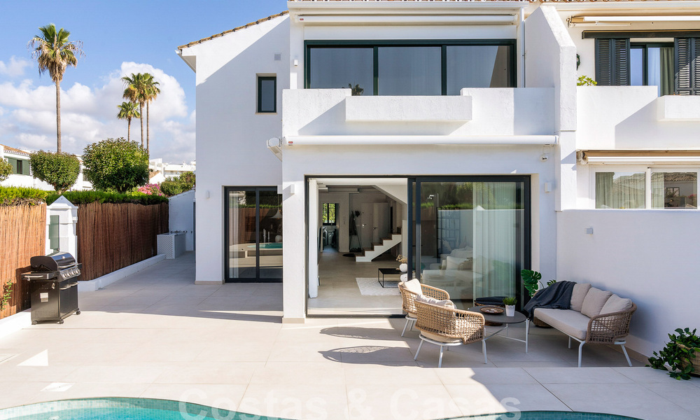 Stunning semi-detached luxury property for sale with private pool, walking distance to the beach and centre of San Pedro, Marbella 56770