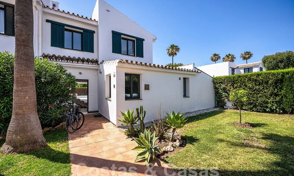 Stunning semi-detached luxury property for sale with private pool, walking distance to the beach and centre of San Pedro, Marbella 56780