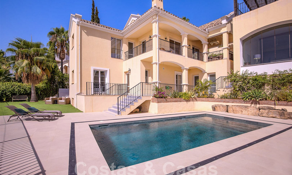 Spanish luxury villa for sale with panoramic sea views in a gated community in the hills of Marbella 57342