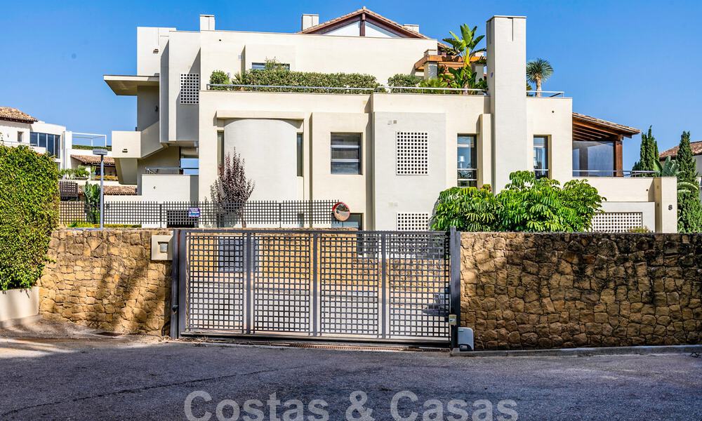 Luxurious, modern-Mediterranean apartment for sale near Sierra Blanca on Marbella's Golden Mile 57382