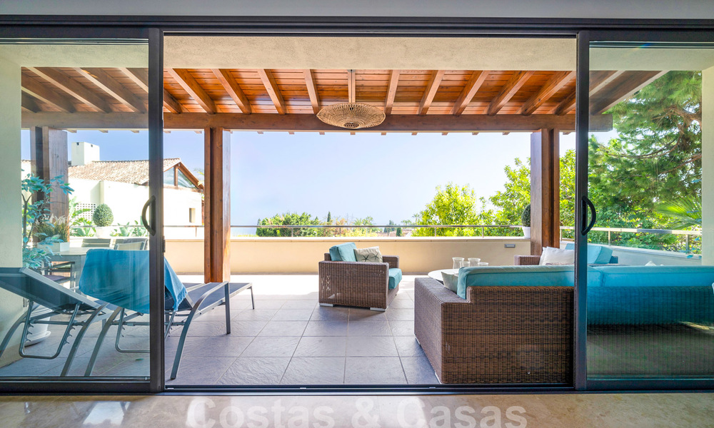 Luxurious, modern-Mediterranean apartment for sale near Sierra Blanca on Marbella's Golden Mile 57402
