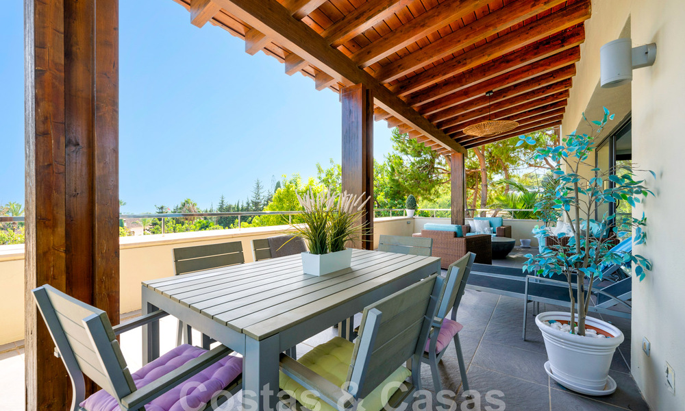 Luxurious, modern-Mediterranean apartment for sale near Sierra Blanca on Marbella's Golden Mile 57404