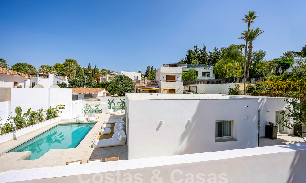 Attractive Ibiza-style luxury villa for sale close to all amenities in Nueva Andalucia, Marbella 56915