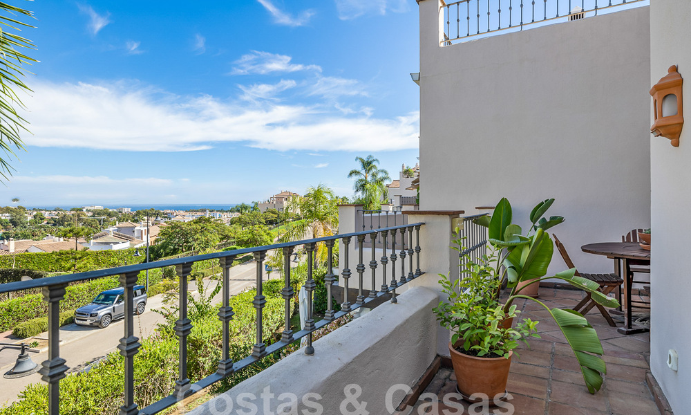 Spacious townhouse for sale with 4 bedrooms and sea views, in a gated complex on the New Golden Mile between Marbella and Estepona 57075