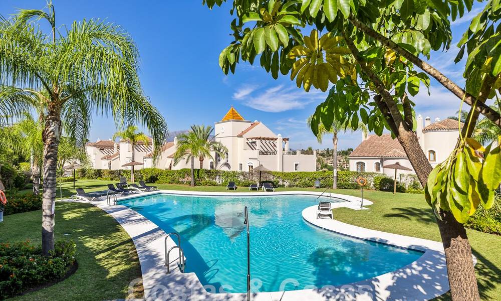 Spacious townhouse for sale with 4 bedrooms and sea views, in a gated complex on the New Golden Mile between Marbella and Estepona 57080