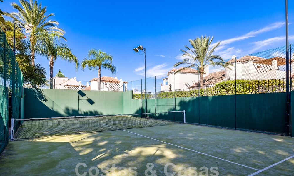 Spacious townhouse for sale with 4 bedrooms and sea views, in a gated complex on the New Golden Mile between Marbella and Estepona 57082