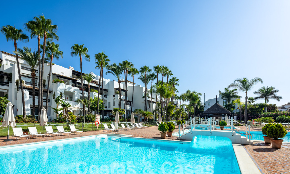Boutique ground floor apartment for sale in Puente Romano on Marbella's Golden Mile 58073