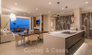 Luxury penthouse for sale in gated frontline beach complex with magnificent sea views on the New Golden Mile between Marbella and Estepona 56989 