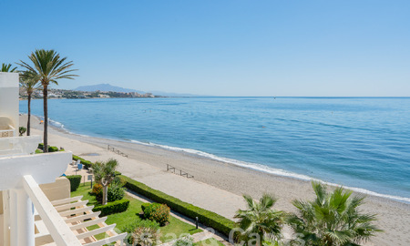 Stunning, frontline beach penthouse for sale with panoramic sea views just minutes from Estepona centre 56887