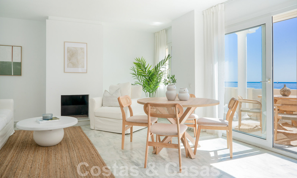 Stunning, frontline beach penthouse for sale with panoramic sea views just minutes from Estepona centre 56889