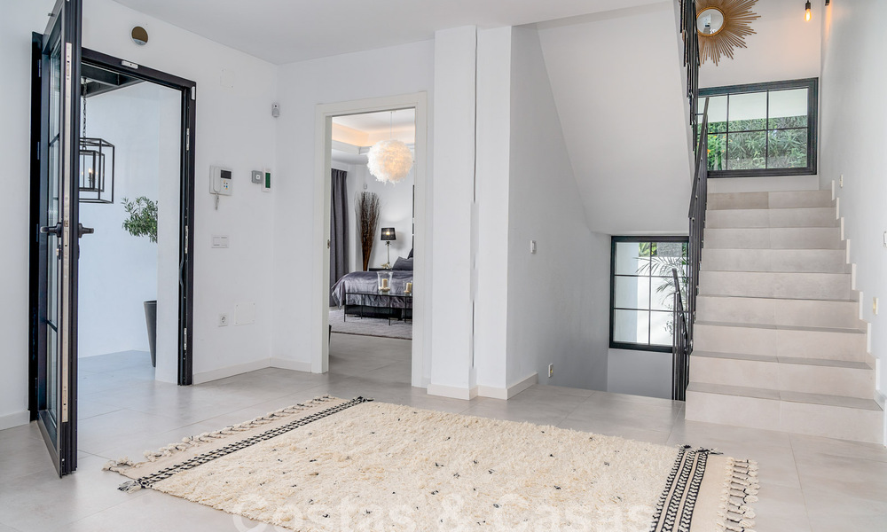 Mediterranean luxury villa for sale in the heart of Nueva Andalucia's golf valley in Marbella 57548