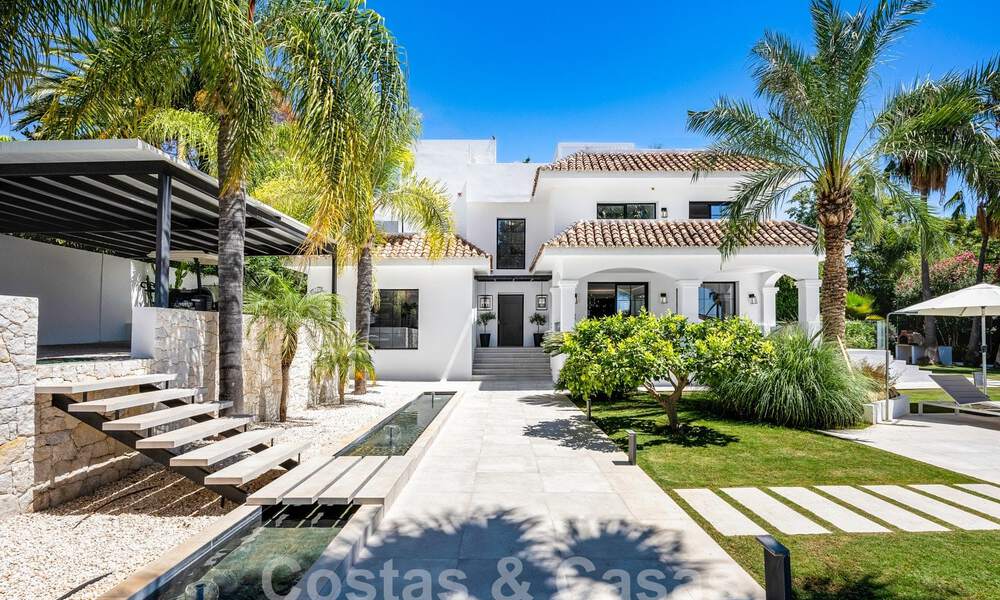 Mediterranean luxury villa for sale in the heart of Nueva Andalucia's golf valley in Marbella 57552