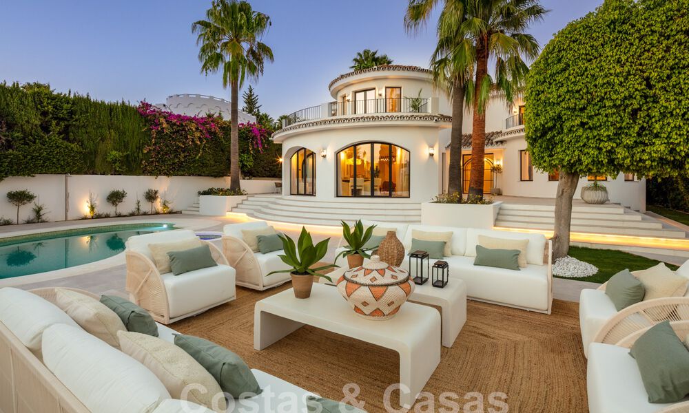 Characterful luxury villa in a unique architectural style for sale in the heart of the golf valley in Nueva Andalucia, Marbella 57621