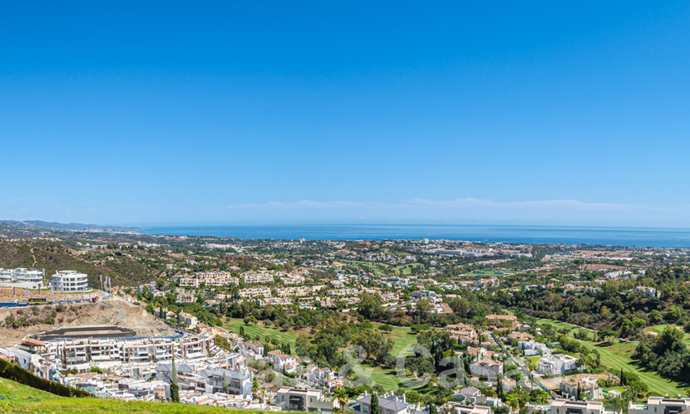 First-class penthouse for sale with private pool and panoramic sea views in the hills of Marbella - Benahavis 58460