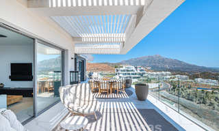 First-class penthouse for sale with private pool and panoramic sea views in the hills of Marbella - Benahavis 58463 