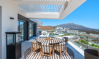 First-class penthouse for sale with private pool and panoramic sea views in the hills of Marbella - Benahavis 58465 