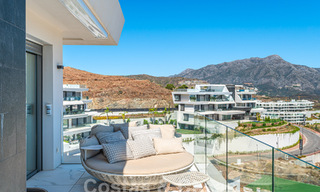 First-class penthouse for sale with private pool and panoramic sea views in the hills of Marbella - Benahavis 58468 
