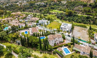 Luxury villa in a classic Spanish style for sale in gated golf resort of La Quinta, Marbella - Benahavis 58239 