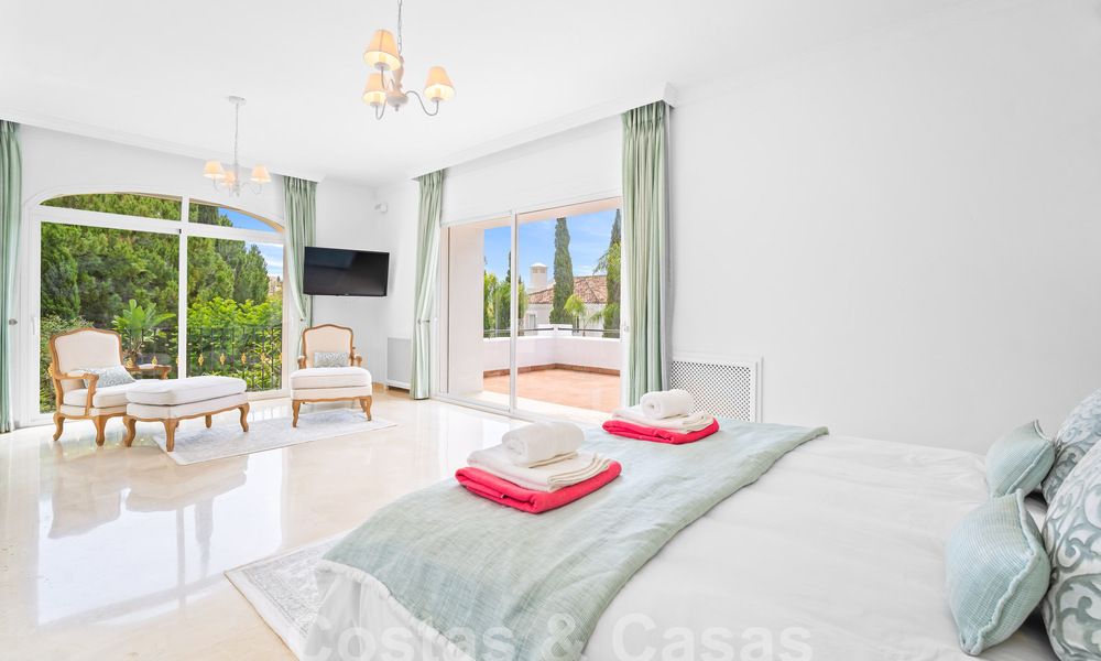 Luxury villa in a classic Spanish style for sale in gated golf resort of La Quinta, Marbella - Benahavis 58245