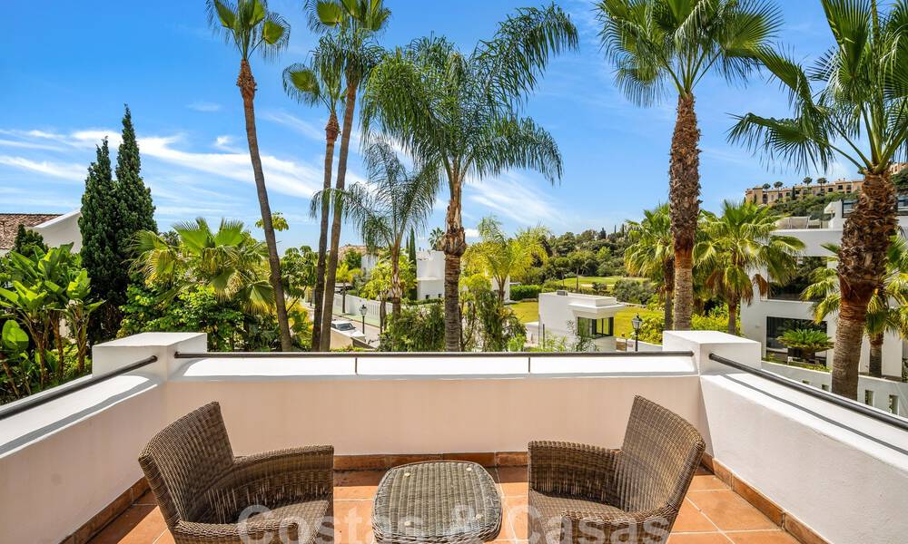 Luxury villa in a classic Spanish style for sale in gated golf resort of La Quinta, Marbella - Benahavis 58251