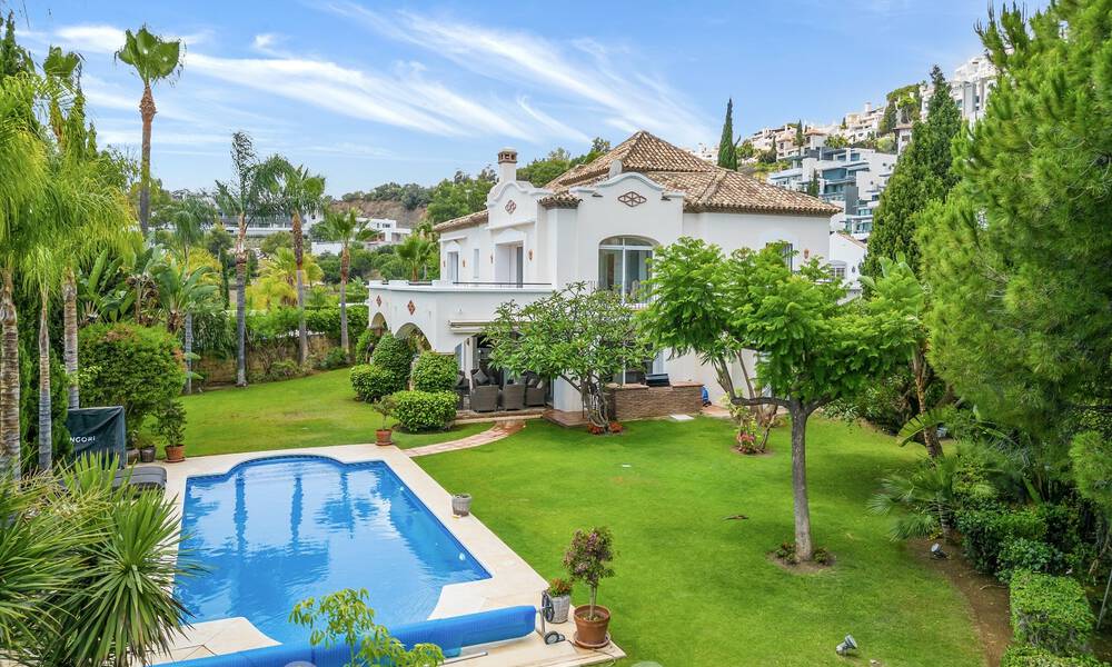 Luxury villa in a classic Spanish style for sale in gated golf resort of La Quinta, Marbella - Benahavis 58272
