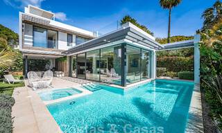 Sophisticated designer villa with 2 pools for sale, walking distance to the beach, Marbella centre and all amenities 58543 