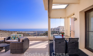 Modern penthouse on one level for sale with panoramic sea views, in a luxury complex of Los Monteros, Marbella 58301 