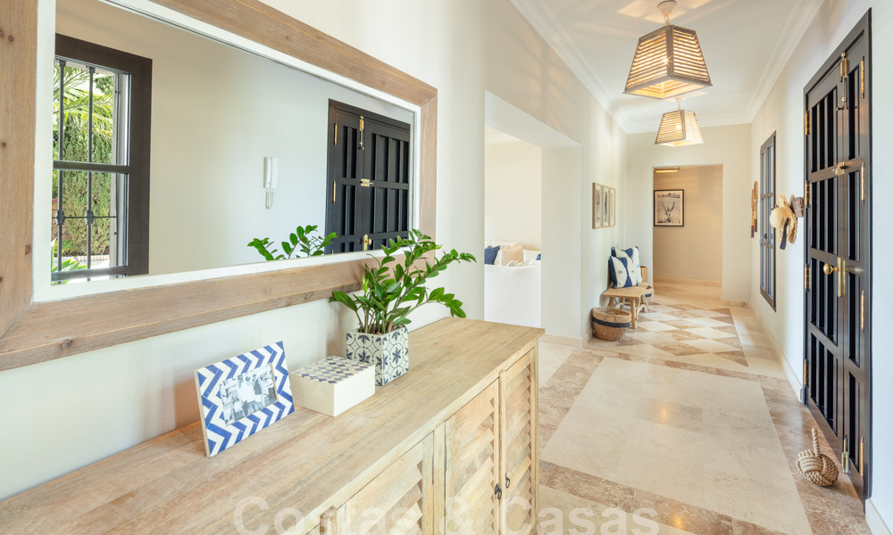 Charming luxury villa for sale with a traditional, Mediterranean architectural style on the New Golden Mile between Marbella and Estepona 57821