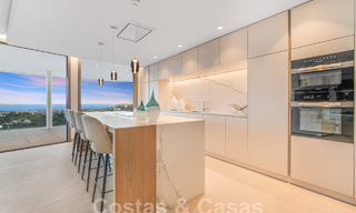 Prestigious, luxury apartment for sale with stunning sea, golf and mountain views in Marbella - Benahavis 58425 