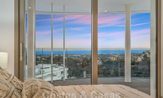 Prestigious, luxury apartment for sale with stunning sea, golf and mountain views in Marbella - Benahavis 58442 