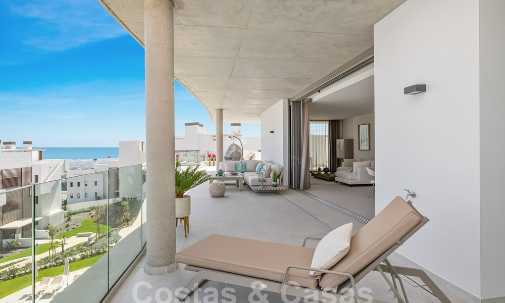 Brand new, modernist penthouse for sale, in an exclusive golf resort in the hills of Marbella - Benahavis 58410