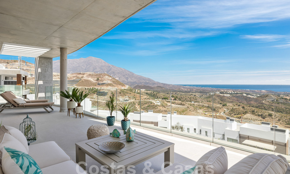Brand new, modernist penthouse for sale, in an exclusive golf resort in the hills of Marbella - Benahavis 58411