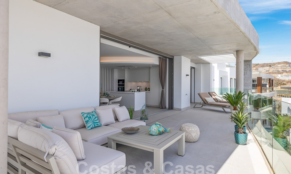 Brand new, modernist penthouse for sale, in an exclusive golf resort in the hills of Marbella - Benahavis 58412