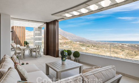 Superb new build apartment for sale with phenomenal sea, golf and mountain views, Marbella - Benahavis 58363