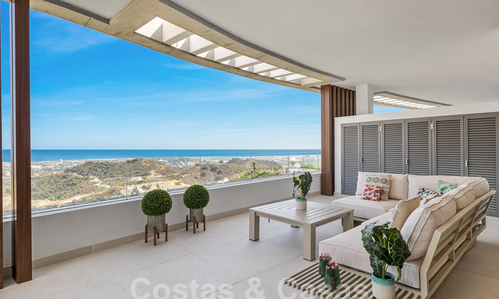 Superb new build apartment for sale with phenomenal sea, golf and mountain views, Marbella - Benahavis 58366