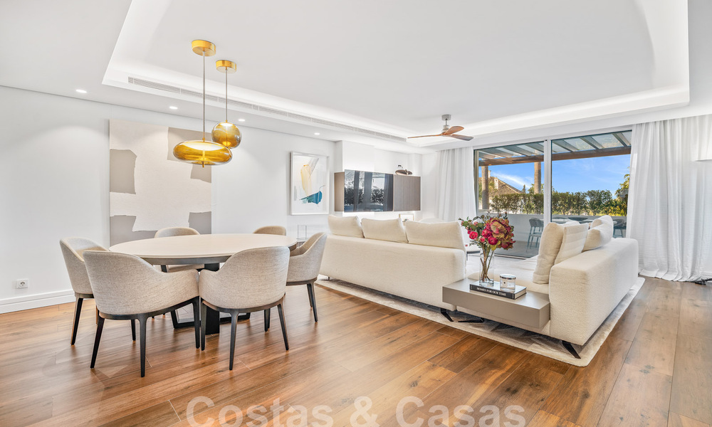 Luxurious apartment for sale in high-end complex on Marbella's prestigious Golden Mile 57869