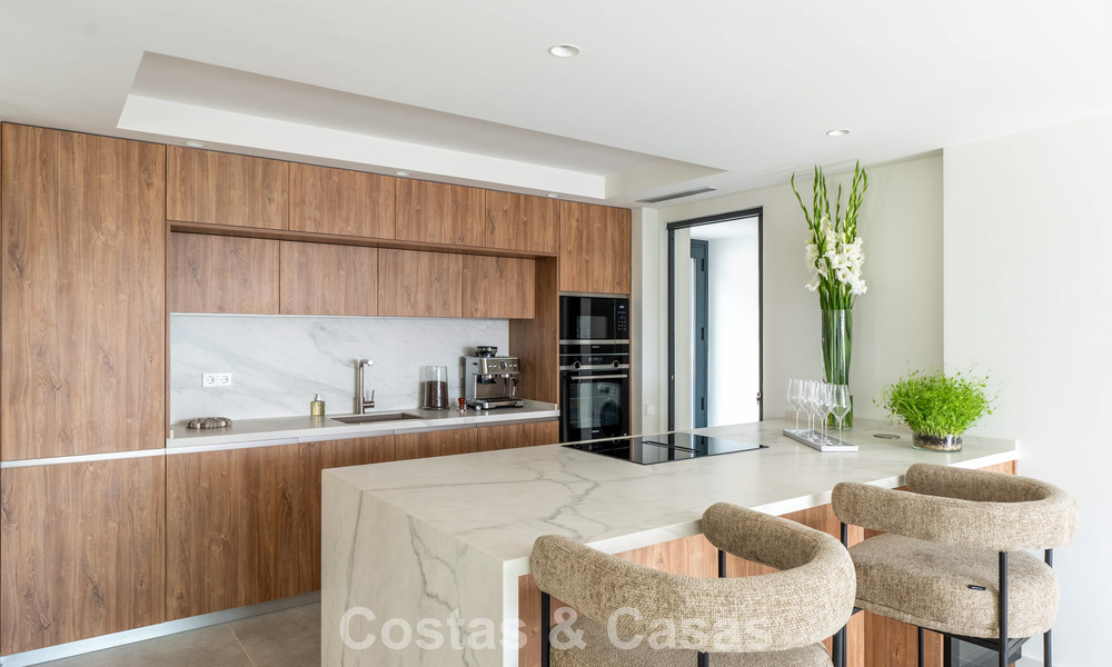 Mediterranean luxury villa for sale in the heart of Nueva Andalucia, Marbella 777743
