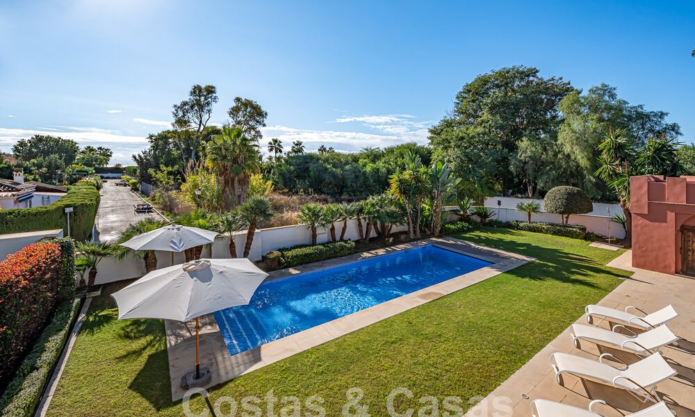 Mediterranean villa for sale within walking distance of the beach on the New Golden Mile between Marbella and Estepona 57913