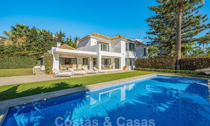 Mediterranean villa for sale within walking distance of the beach on the New Golden Mile between Marbella and Estepona 57915