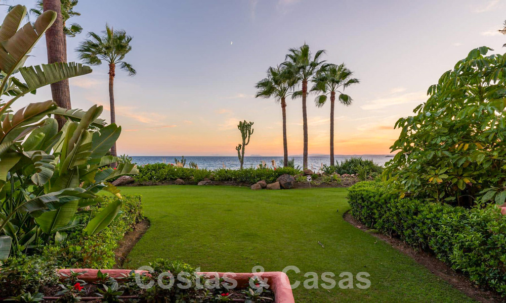 Garden apartment for sale with open sea views in an iconic beach complex on the New Golden Mile between San Pedro and Estepona 57946