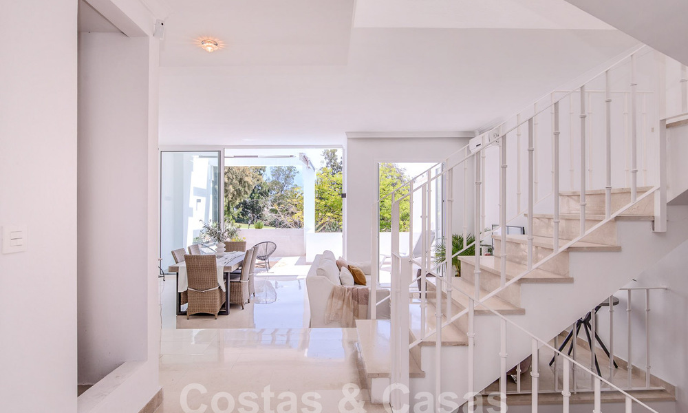 Spacious townhouse for sale with 360° views, adjacent to golf course in La Quinta golf resort, Marbella - Benahavis 57979